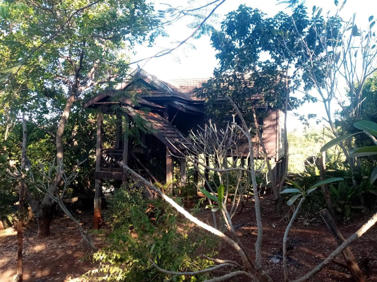 Quiet Garden View Lodge&Trekking Banlung Exteriör bild