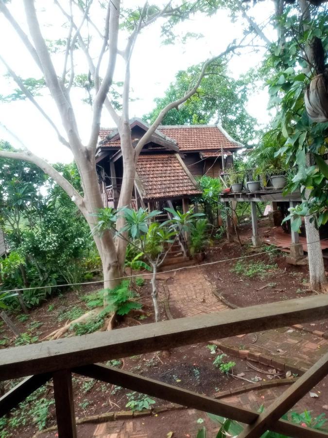 Quiet Garden View Lodge&Trekking Banlung Exteriör bild